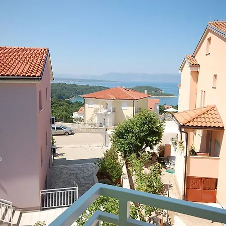 Fejer Apartmán Njivice