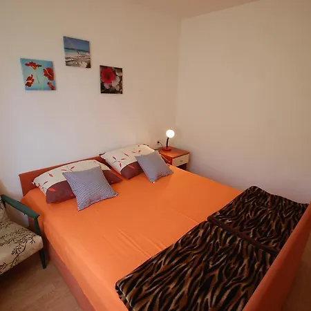 Fejer Apartment