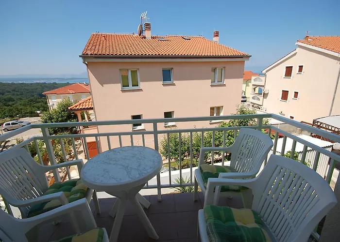 Fejer Apartmán Njivice