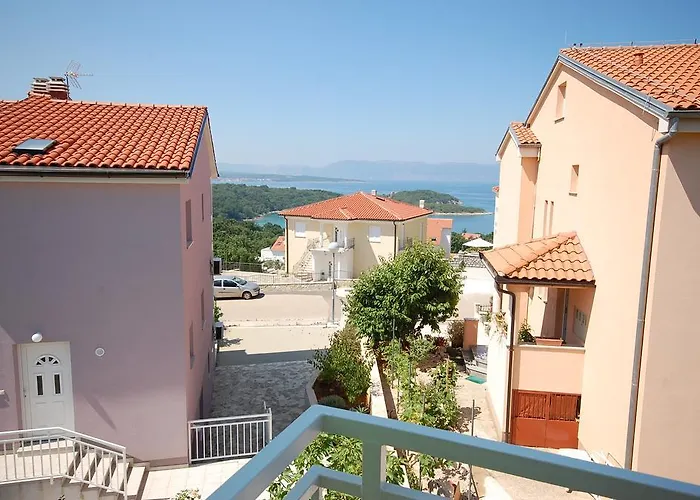 Fejer Apartmán Njivice