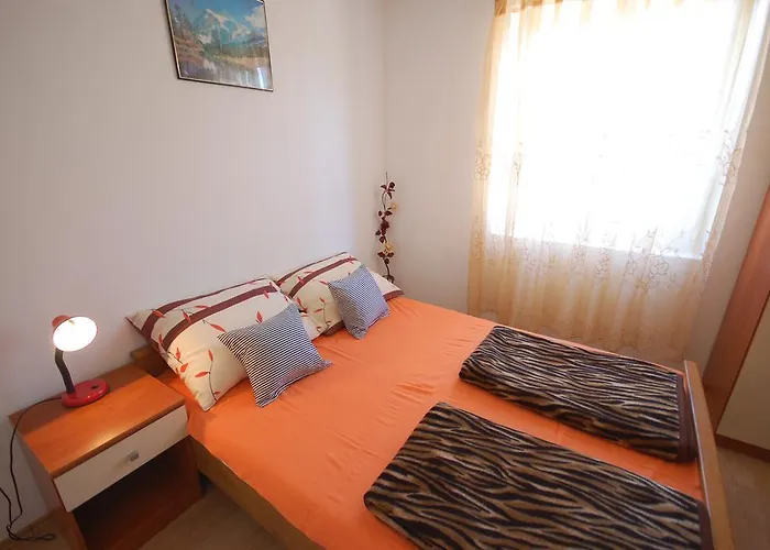 Fejer Apartment *